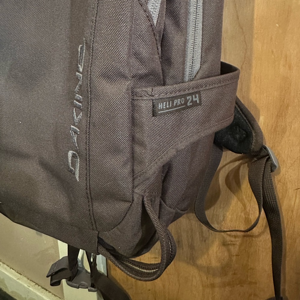 Dakine Heli Pro 24L Backpack Touring Backcountry Ski/Snowboard